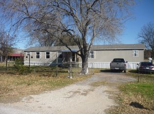 5100 Tanglewood Dr, Burleson, TX 76028