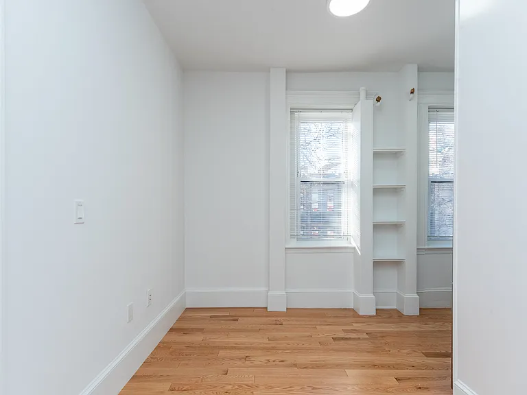 175 Hemenway St #20A — Photo 8