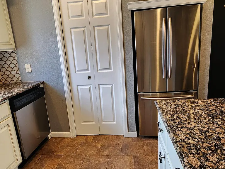 1493 Red Peak Dr — Photo 12