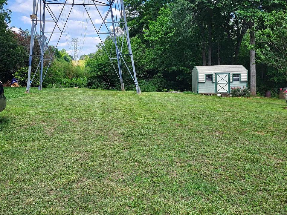 2nd image of 212 Enoree Cir