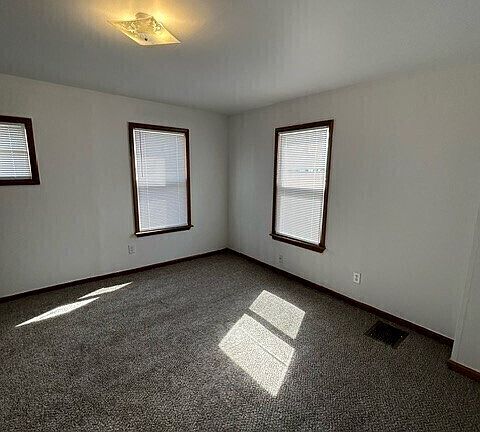 2nd image of 515 N Congress St APT 1