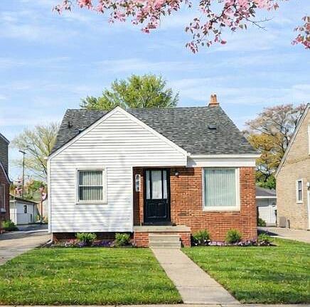 2nd image of 844 Harrison Blvd