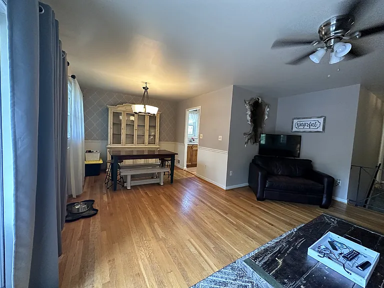 3910 Forest Grove Dr — Photo 6