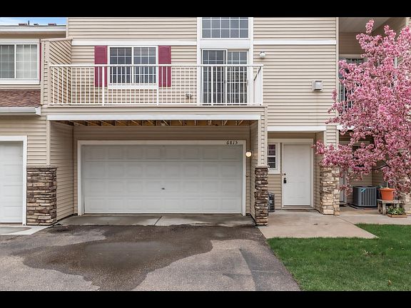 3rd image of 6815 Pine Crest Trl S