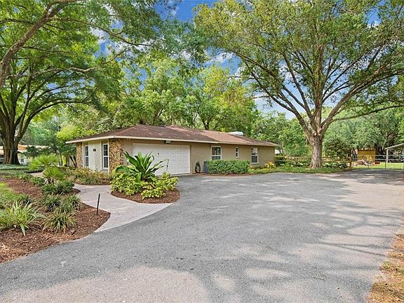 4th image of 7801 Pineview Dr