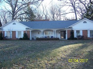 981 Bon Air Dr, Urbana, OH 43078