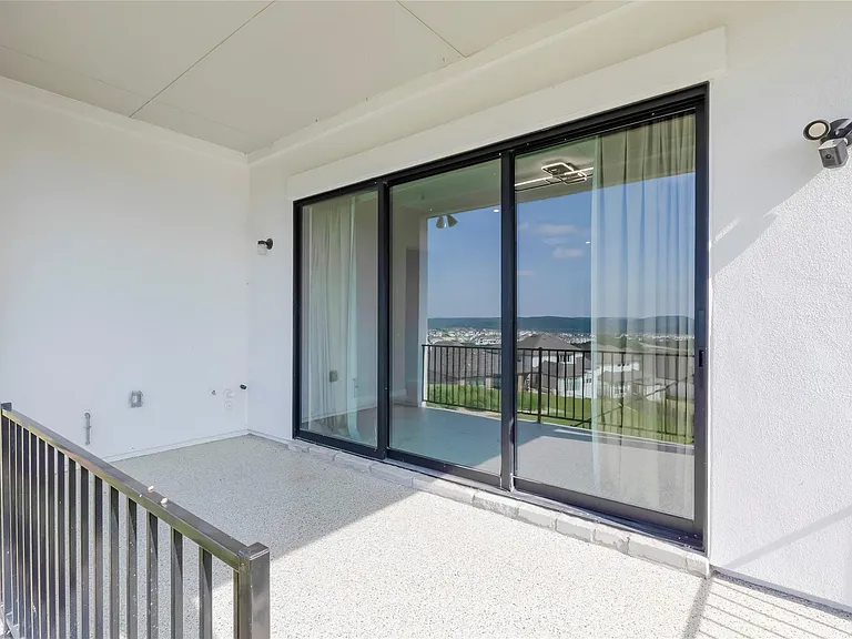 1332 Al Fresco Cv — Photo 35