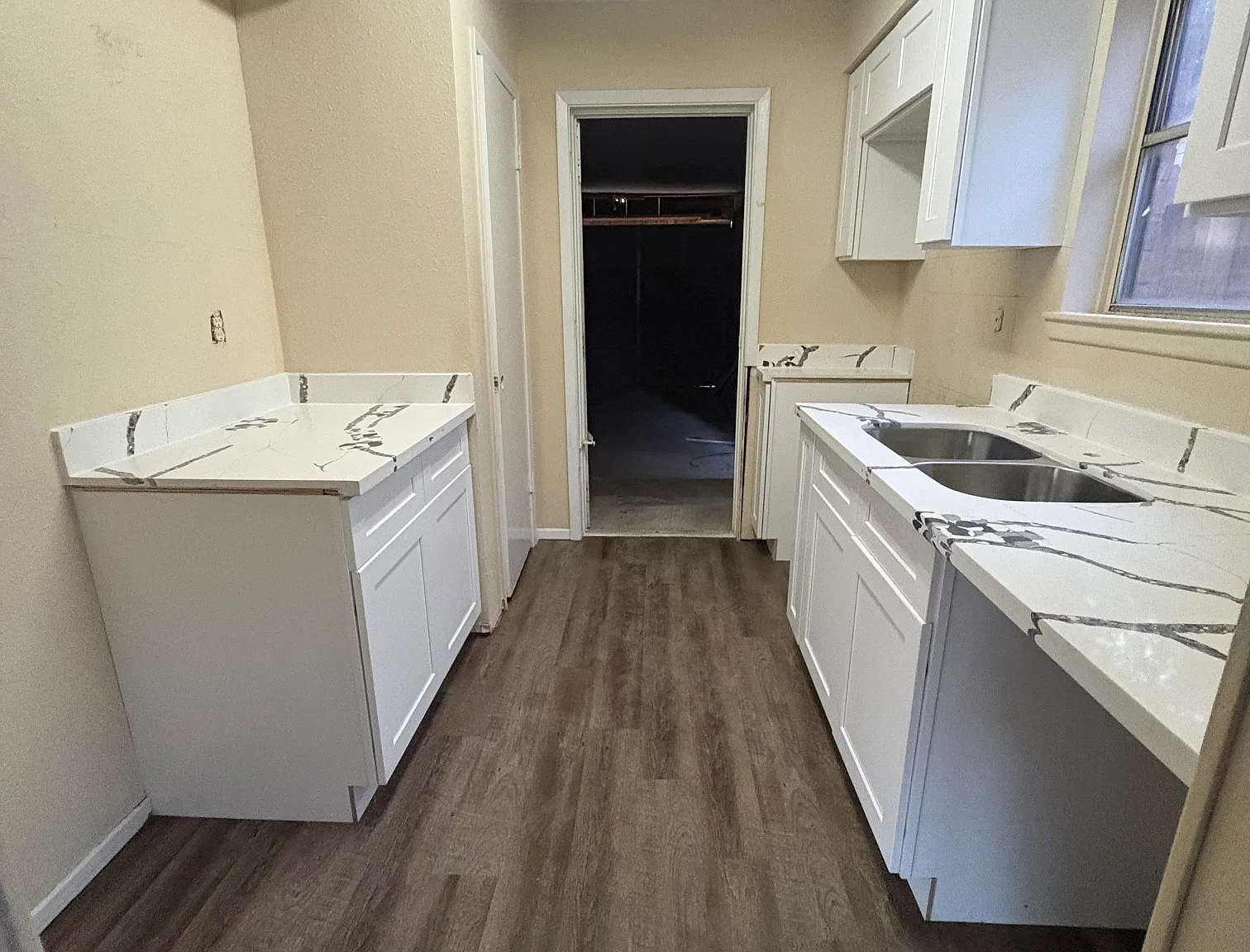 706 Redstone Street - 1 — Photo 1