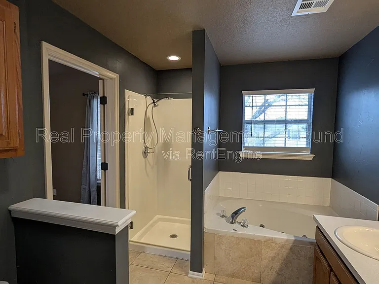 1224 W 112th Dr S — Photo 16