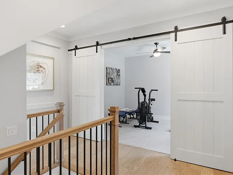 1000 Fendley St — Photo 17