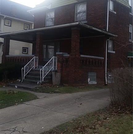 2nd image of 3536 E 146th St