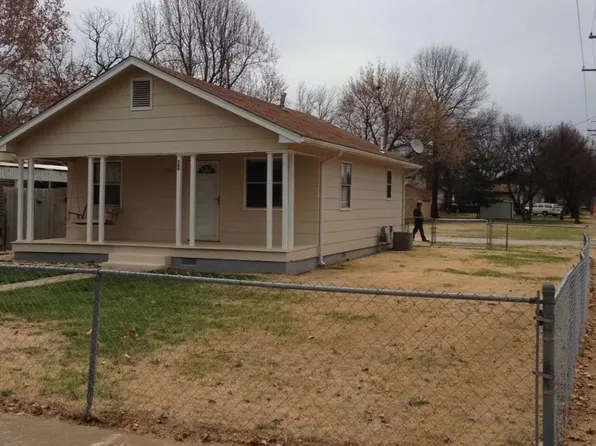 560 S Warren Avenue, Springfield, MO 65806
