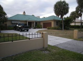 6800 N Ocean Blvd, Ocean Ridge, FL 33435