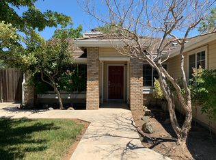 186 Lapwing Ln, Galt, CA 95632
