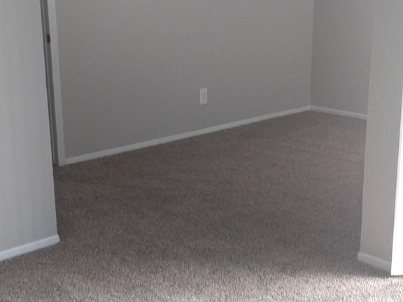 4th image of 3057 W Walnut Hill Ln APT 729