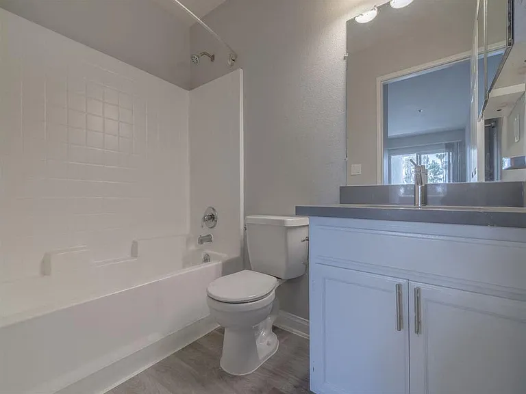 Warner Center Townhomes — Photo 13