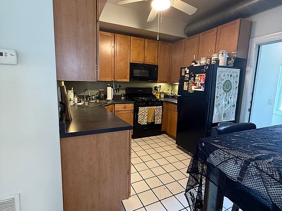 4th image of 1624 N Western Ave #2