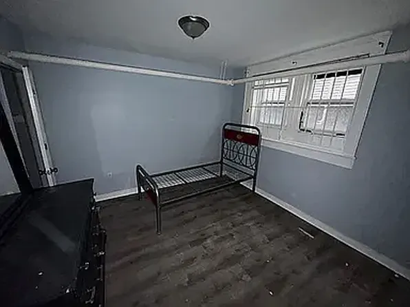 63 N Walnut St, East Orange, NJ