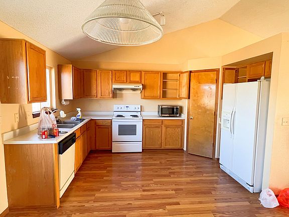 4th image of 12590 Elm Ln