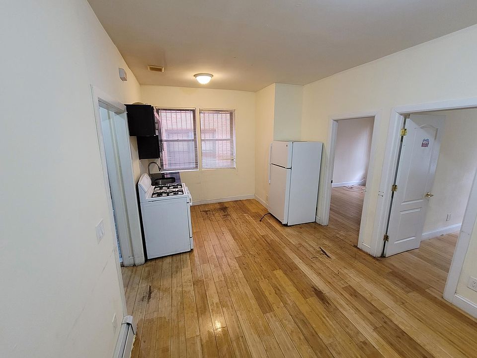 8 Bedell St APT 1A, Hempstead, NY 11550 Zillow