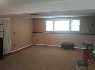 37 Squantum Dr #B, Middletown, RI 02842