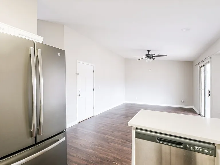 6634 W Pima St — Photo 9