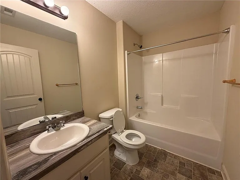 2125 Savannah Dr — Photo 20