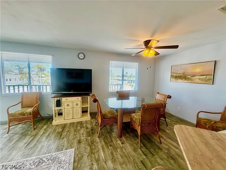 200 Mid Island Dr — Photo 5