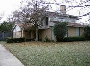 408 Estate Ln, Terrell, TX 75161