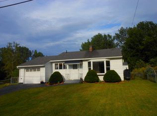 6 Peru Ln, Peru, NY 12972