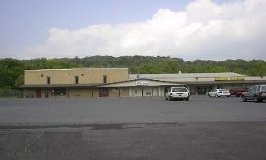 3rd image of 5510 E Pleasant Valley Blvd
