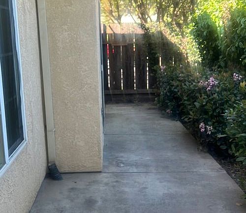 4th image of 603 Gateway Dr