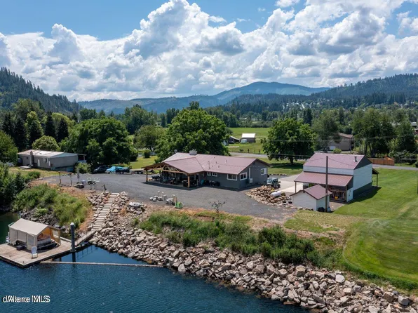 725 E Meadowhurst Dr, Saint Maries, ID 83861