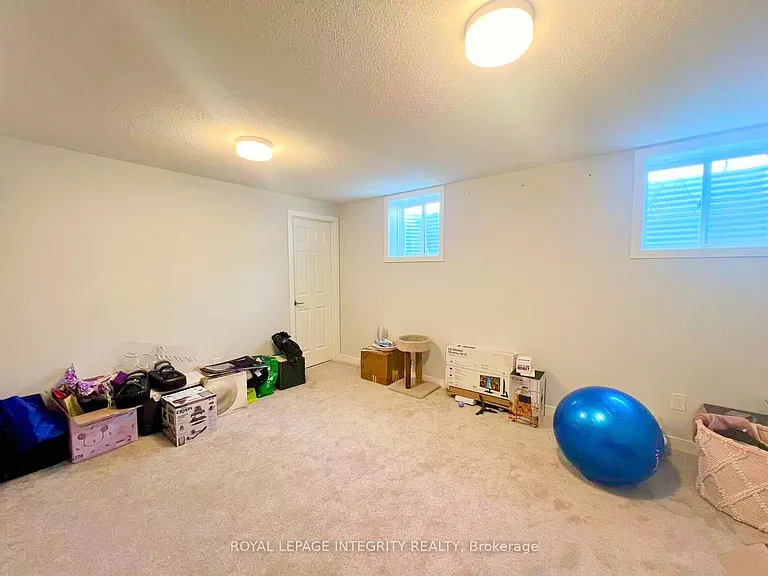 55 Kindred Row — Photo 30