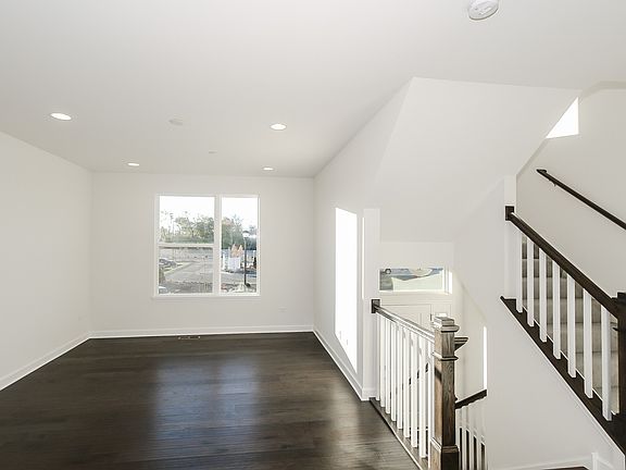 4th image of 3S563 Camden St Lot 6.04