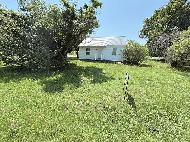 156 Brookston Rd — Photo 18
