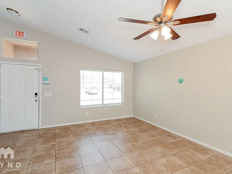 22027 W Pima St — Photo 5