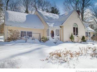 10 Indian Spring Rd, Woodstock, CT 06281