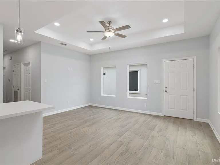 416 E Acacia Ave #2 — Photo 8