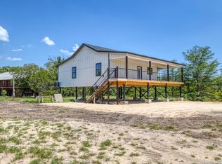 132 Sherman Lane, Leakey, TX 78873