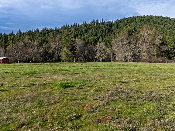 3rd image of 5395 Deer Creek Rd