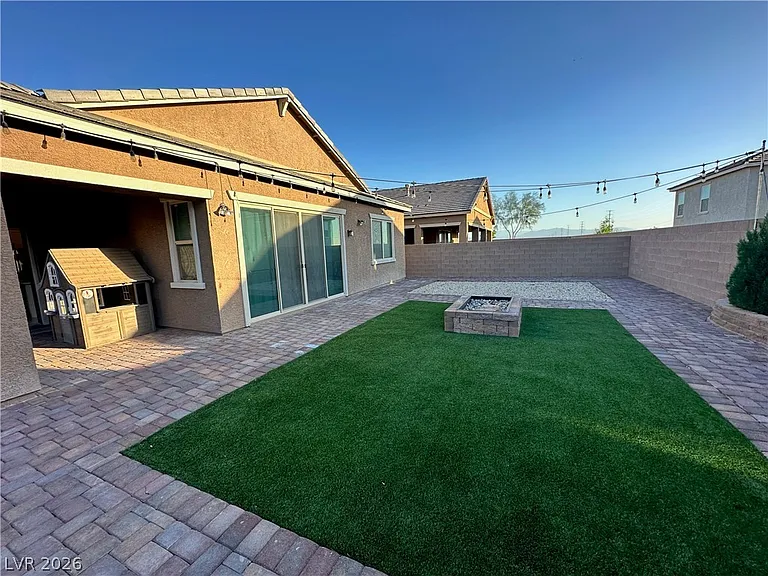 8118 Allie Hope St — Photo 4