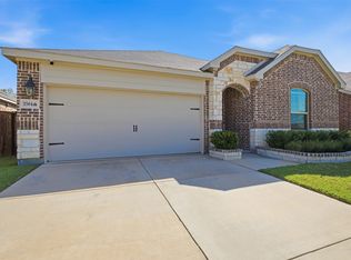 3504 Maroon Creek Rd, Aubrey, TX 76227