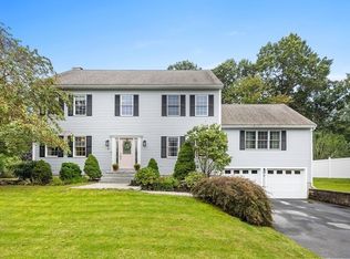 5 Bradford Green Way, Haverhill, MA 01835