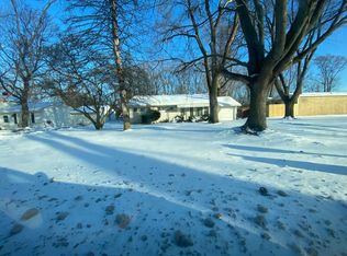 3485 Hammerberg Rd, Flint, MI 48507