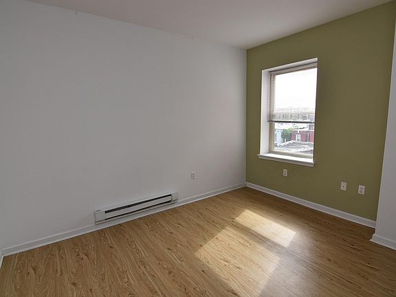 5th image of 26 S 46th St #2A