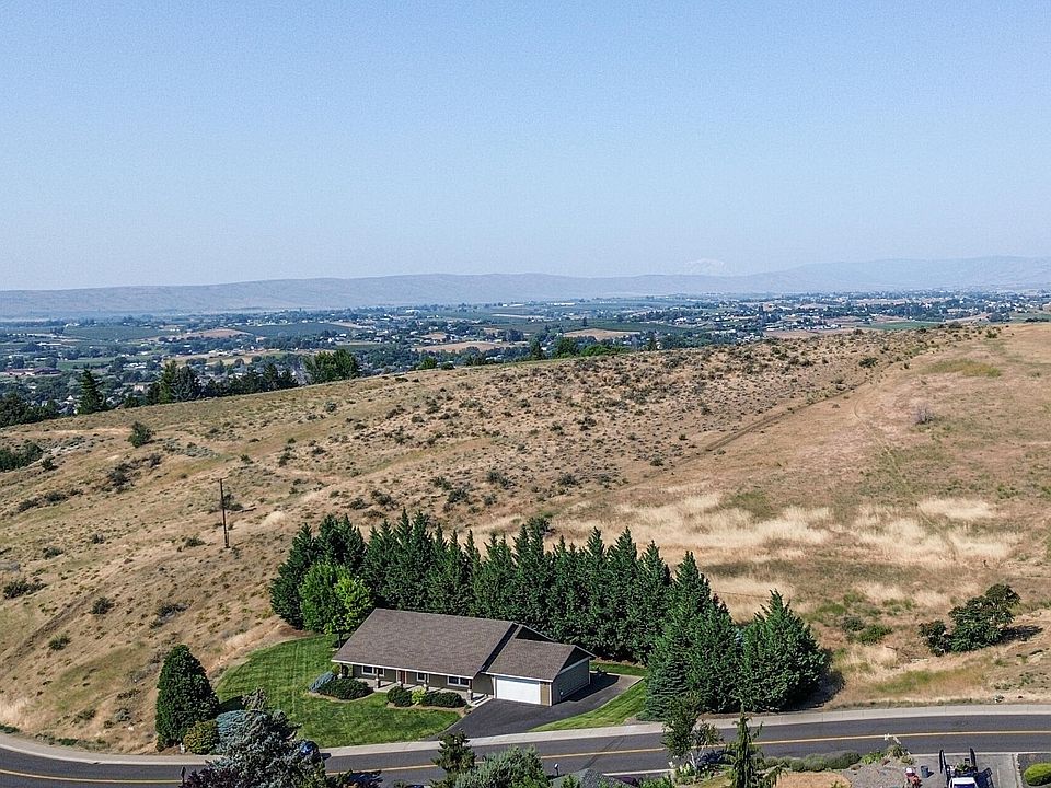 1st image of 408 N 84th Ave