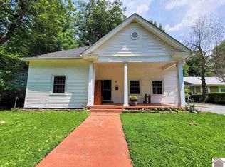 916 S 8th St, Mayfield, KY 42066