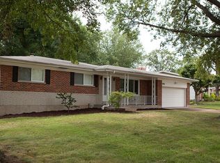 9328 Lawndale Dr, Saint Louis, MO