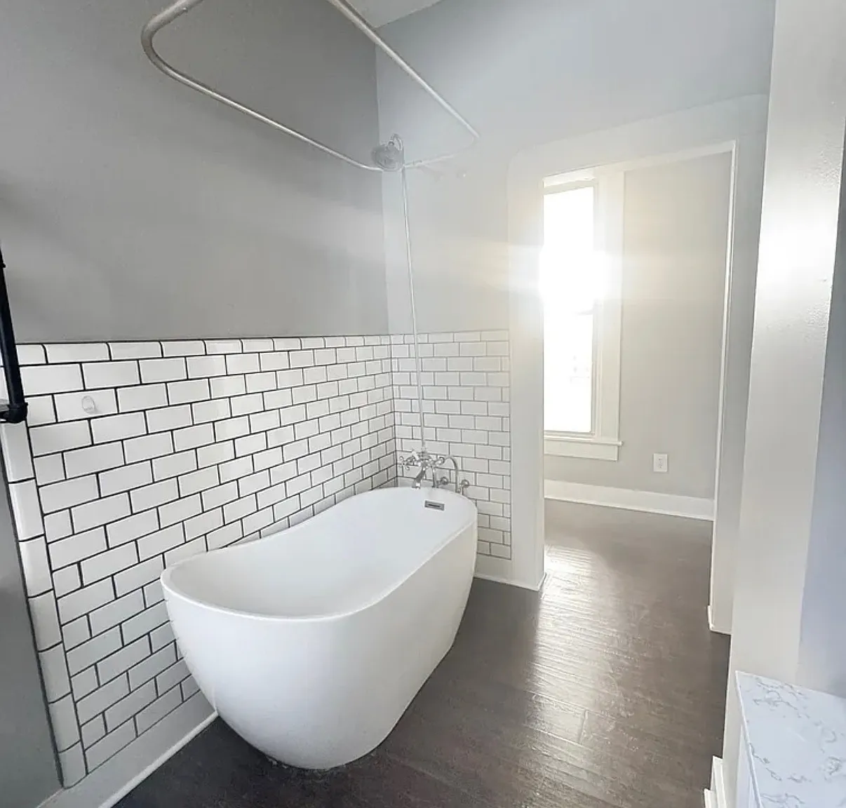 2 bed, 968 sqft, $1,900 — Photo 4